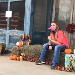 Meet your Posher, Crae